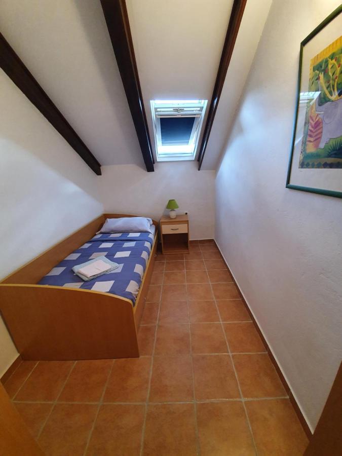 Kaprije Mistral Apartment Εξωτερικό φωτογραφία
