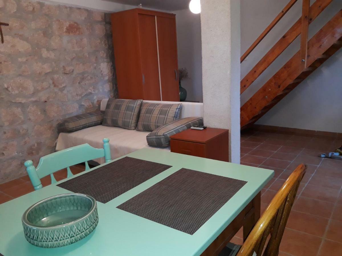 Kaprije Mistral Apartment Εξωτερικό φωτογραφία