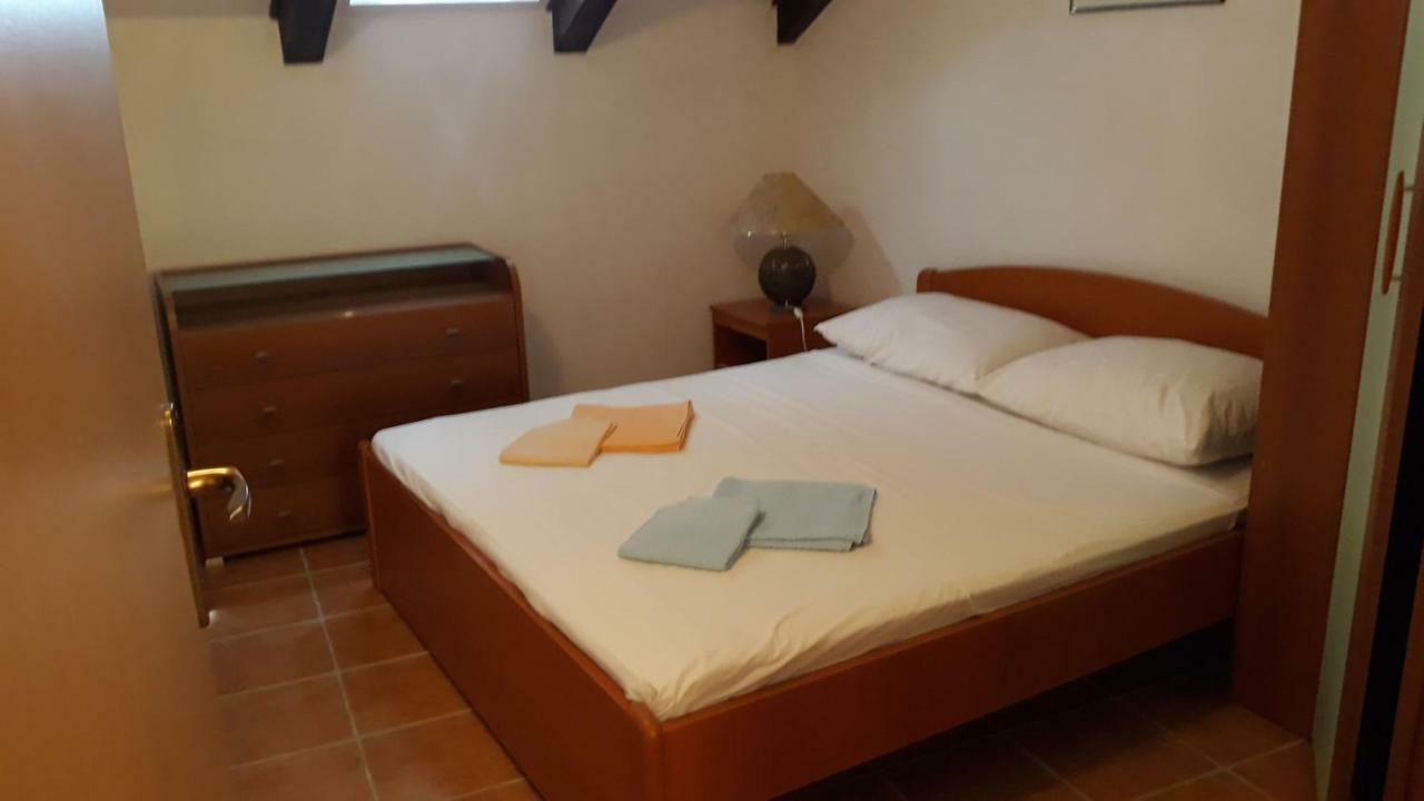 Kaprije Mistral Apartment Εξωτερικό φωτογραφία