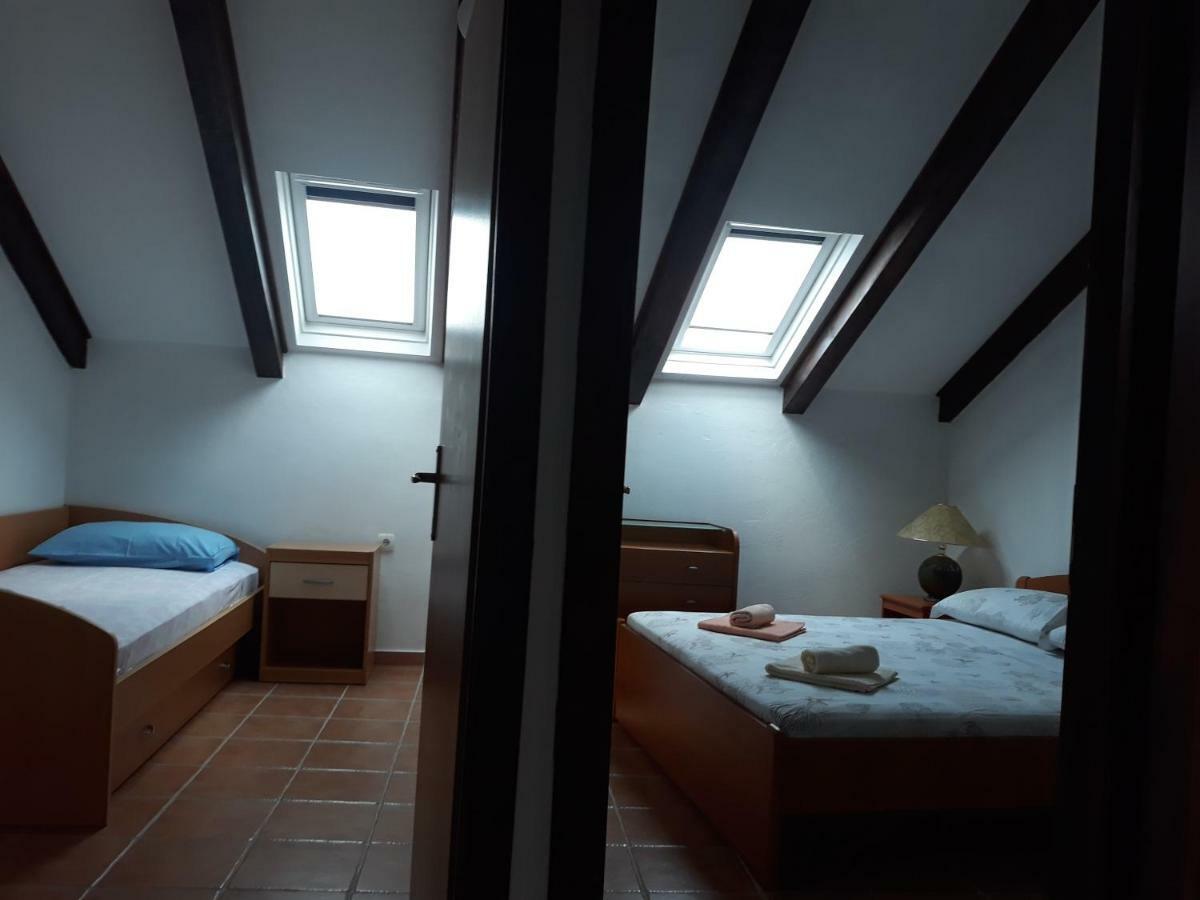 Kaprije Mistral Apartment Εξωτερικό φωτογραφία